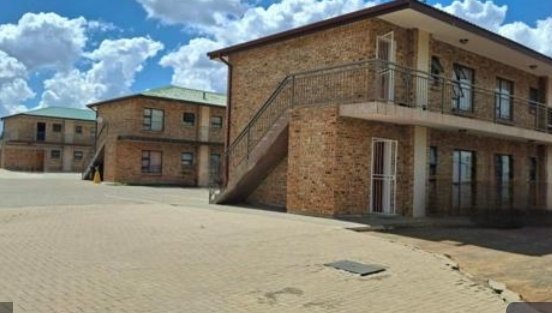 2 Bedroom Property for Sale in Lourierpark Free State